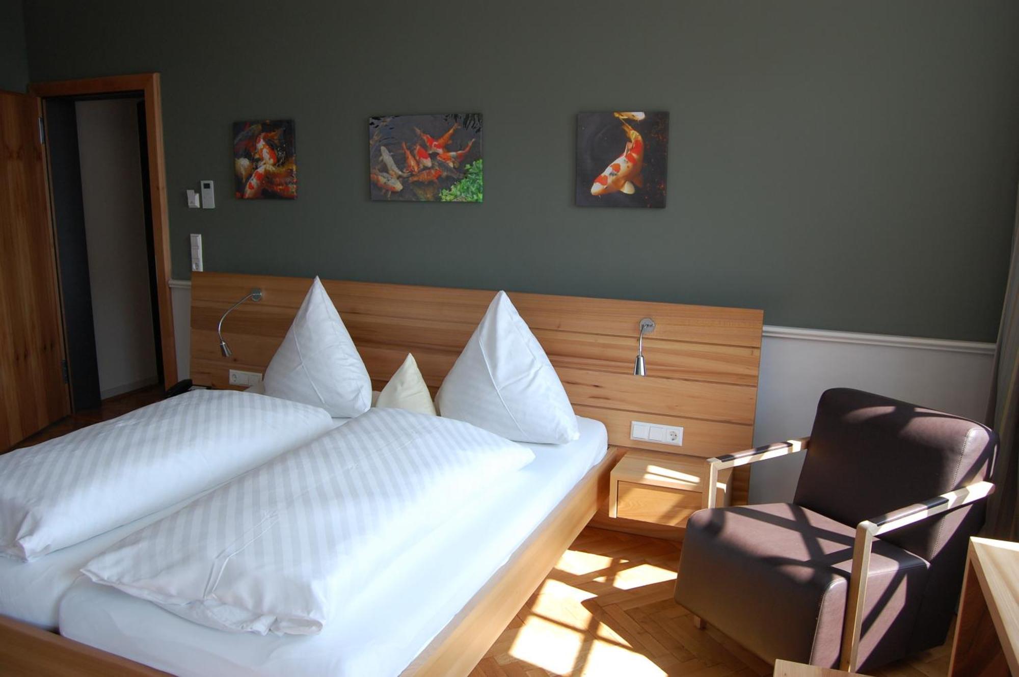 Hotel Der Loewen ハーグナウ 部屋 写真