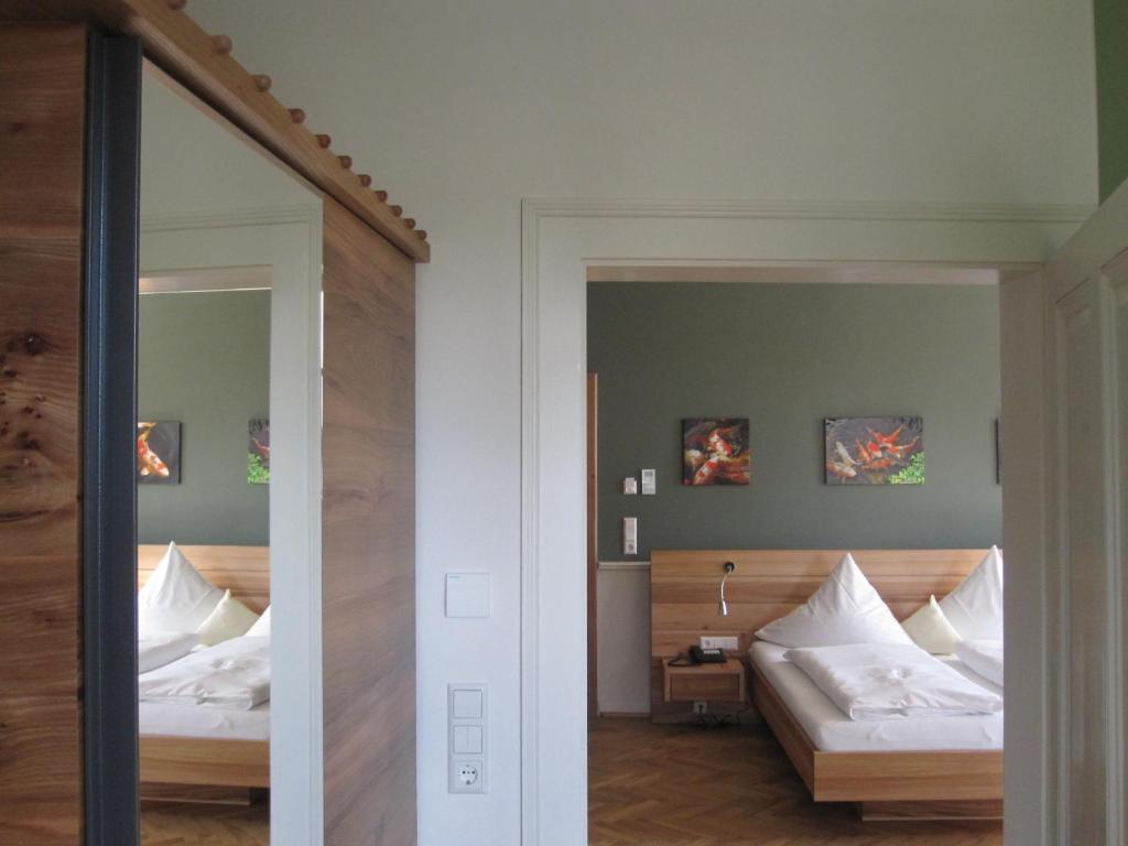 Hotel Der Loewen ハーグナウ エクステリア 写真